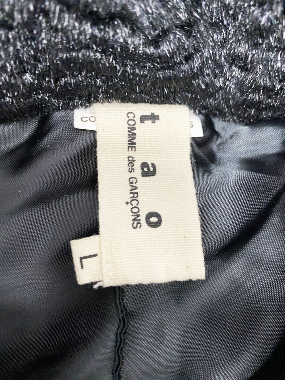Comme des Garcons Tao F/W 2009 faux fur jacket — JAMES VELORIA